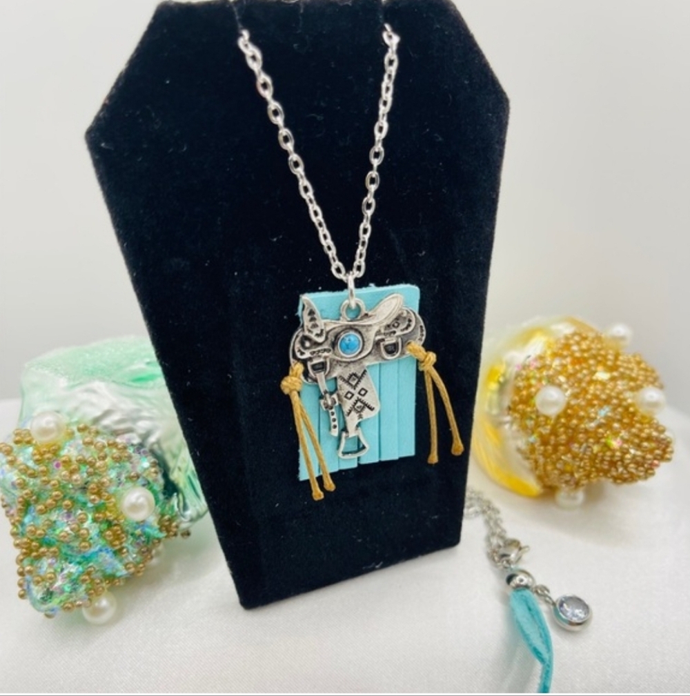 Saddle Pendant Necklace